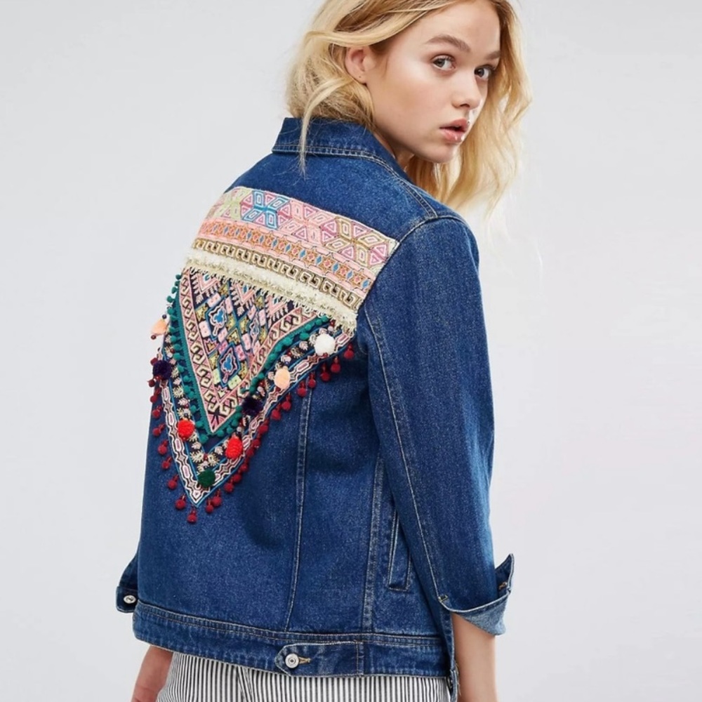 Mango embroidered denim jacket Sz S